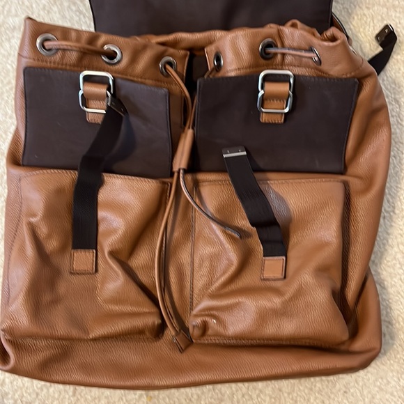 MK Flap Backpack - Picture 5 of 11